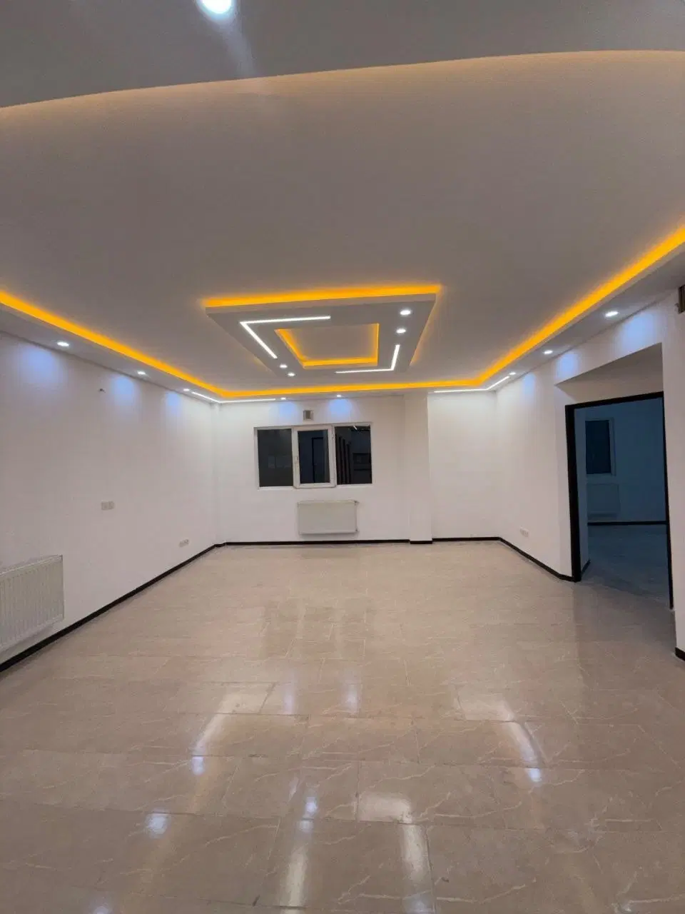 آپارتمان 85 متری دو خوابه شهرک هودر