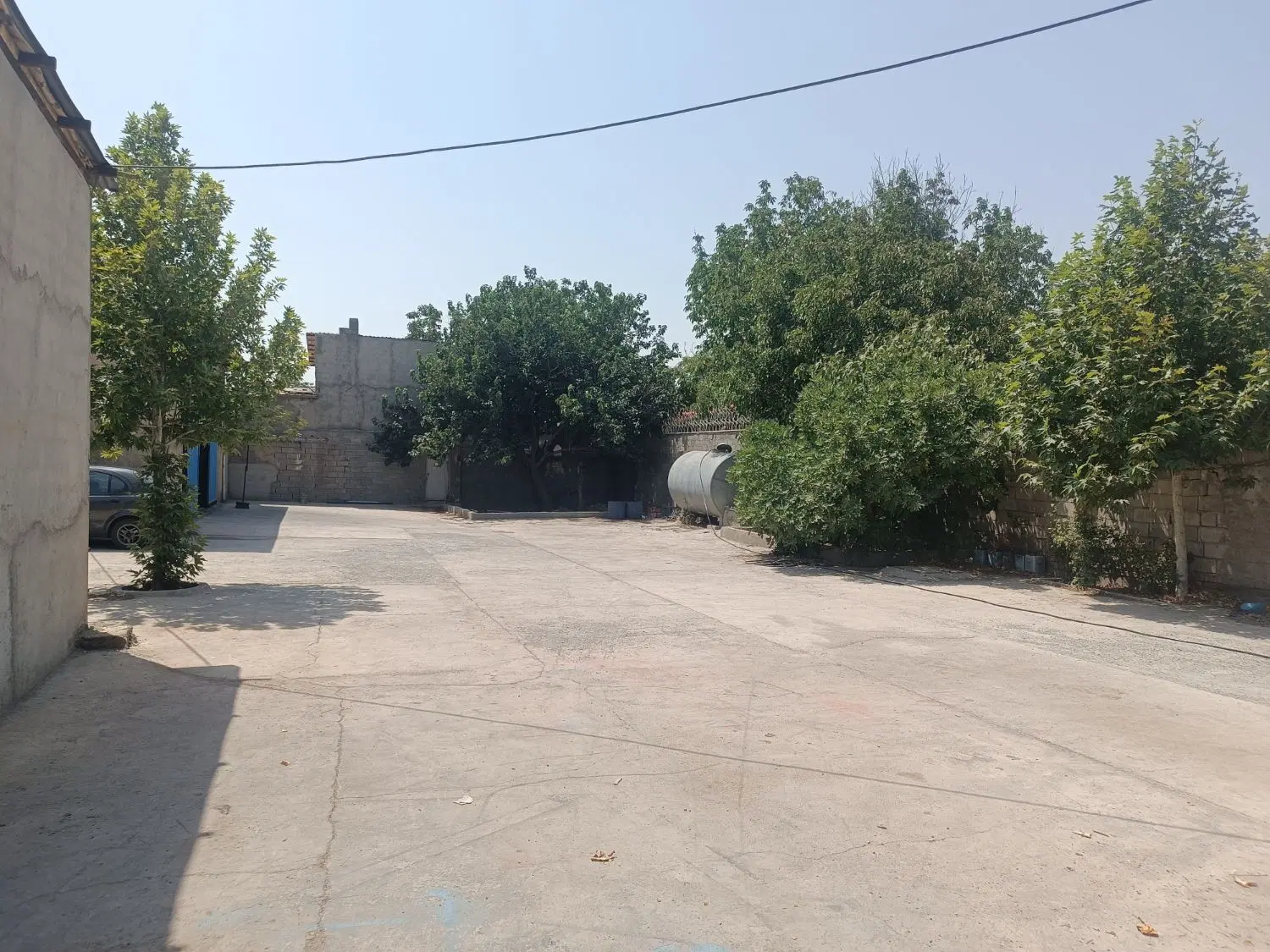 سالن خرپا ارتفاع ۴_۵ متری
