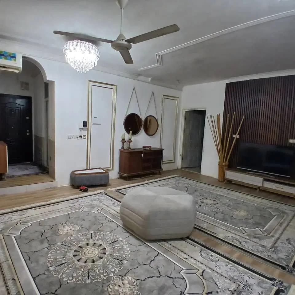 رهن آپارتمان مسکونی سراصلی چهل متری . کلبه