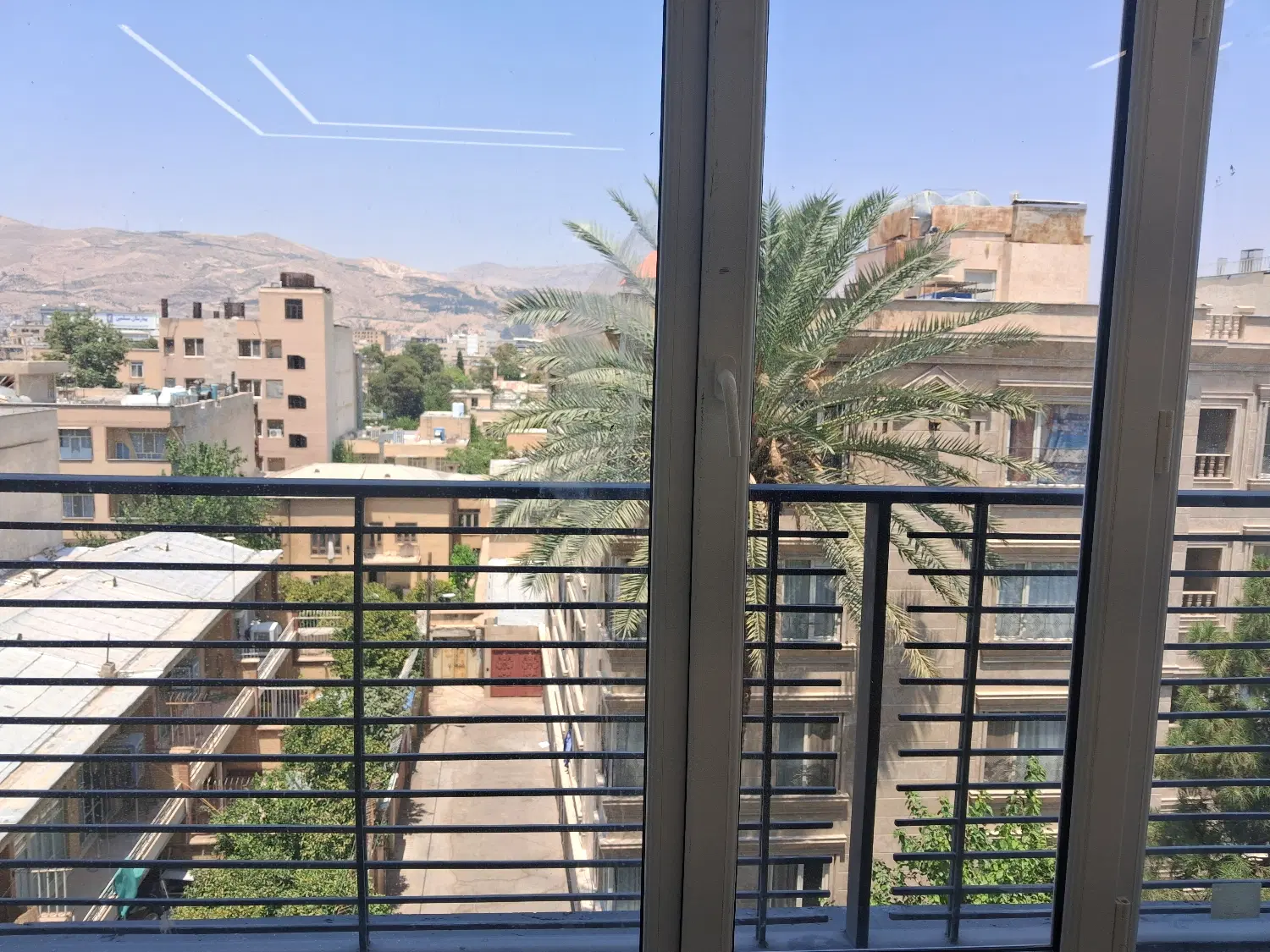 فروش آپارتمان ۱۰۷ متری کلیدنخورده در منوچهری
