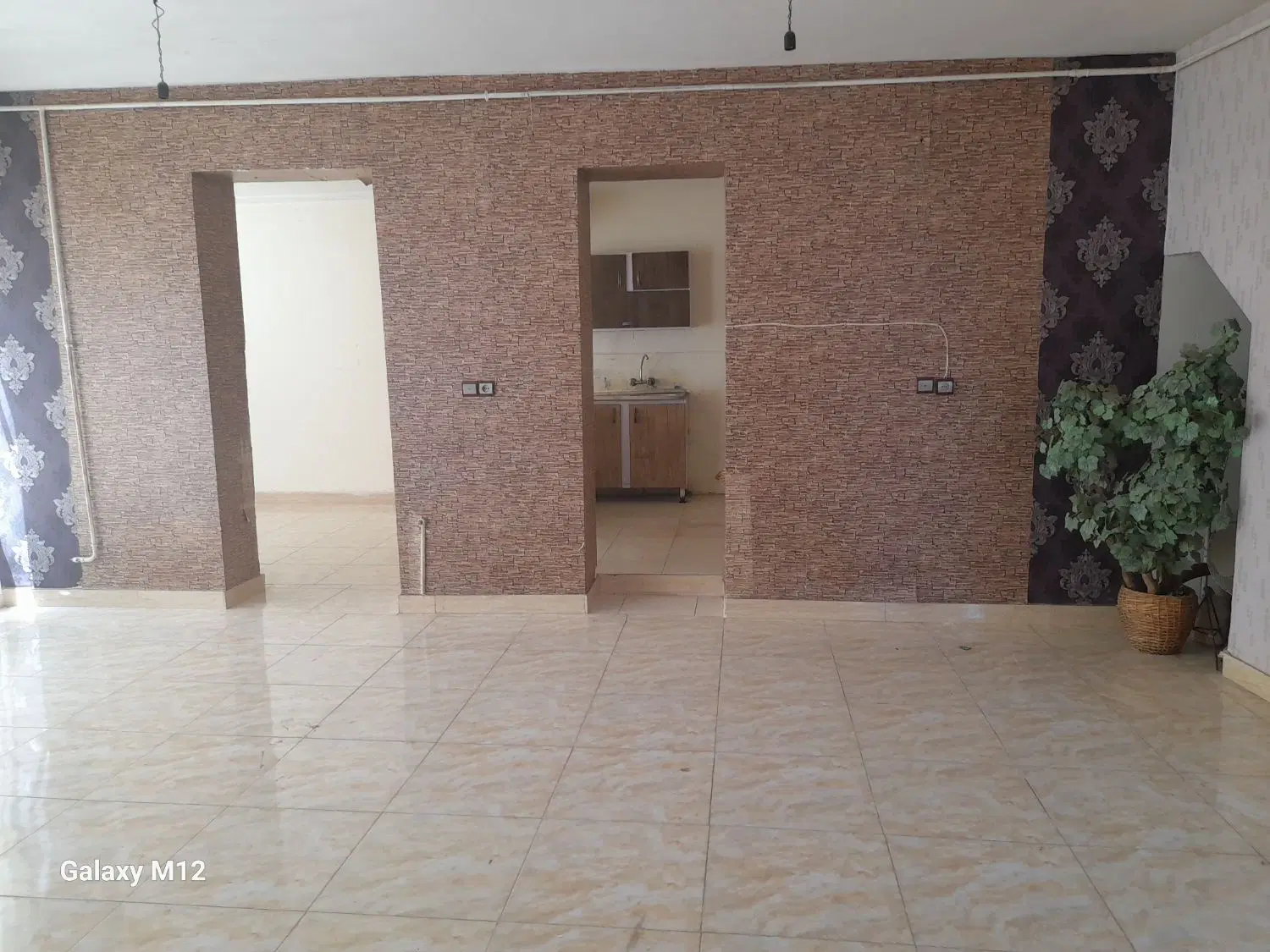 اجاره یامشارکت .یک واحد ۱۰۰متری