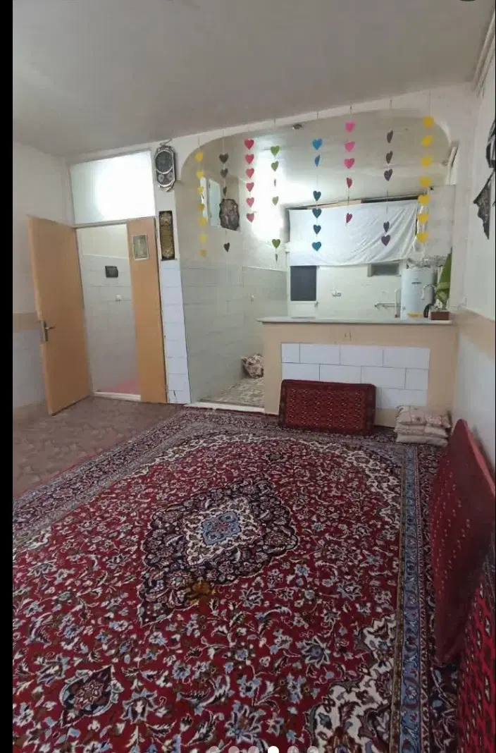 خانه ویلایی سه طبقه مجزا  هفت تیر
