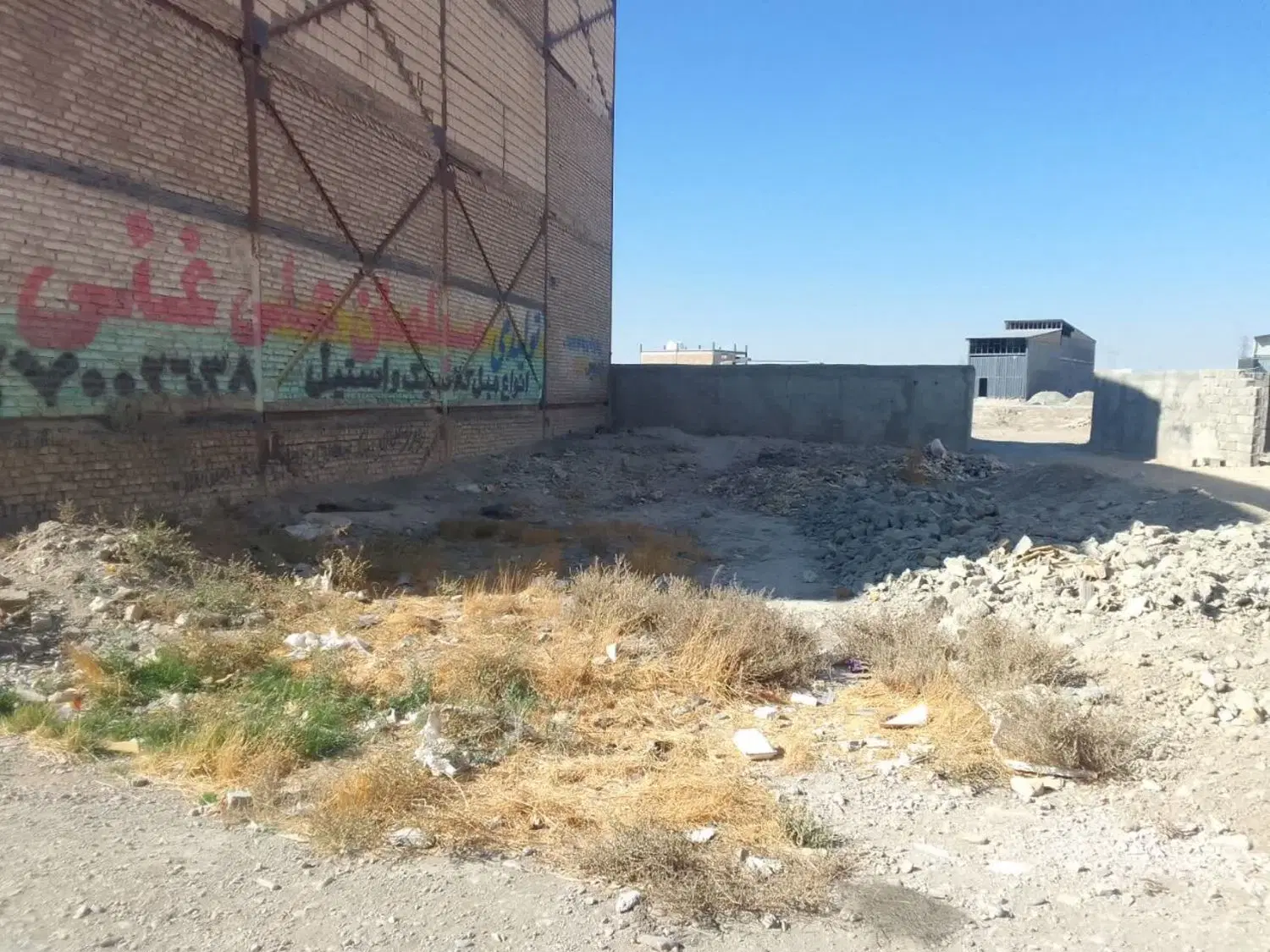 ۲۶۰ متر زمین در وهن اباد