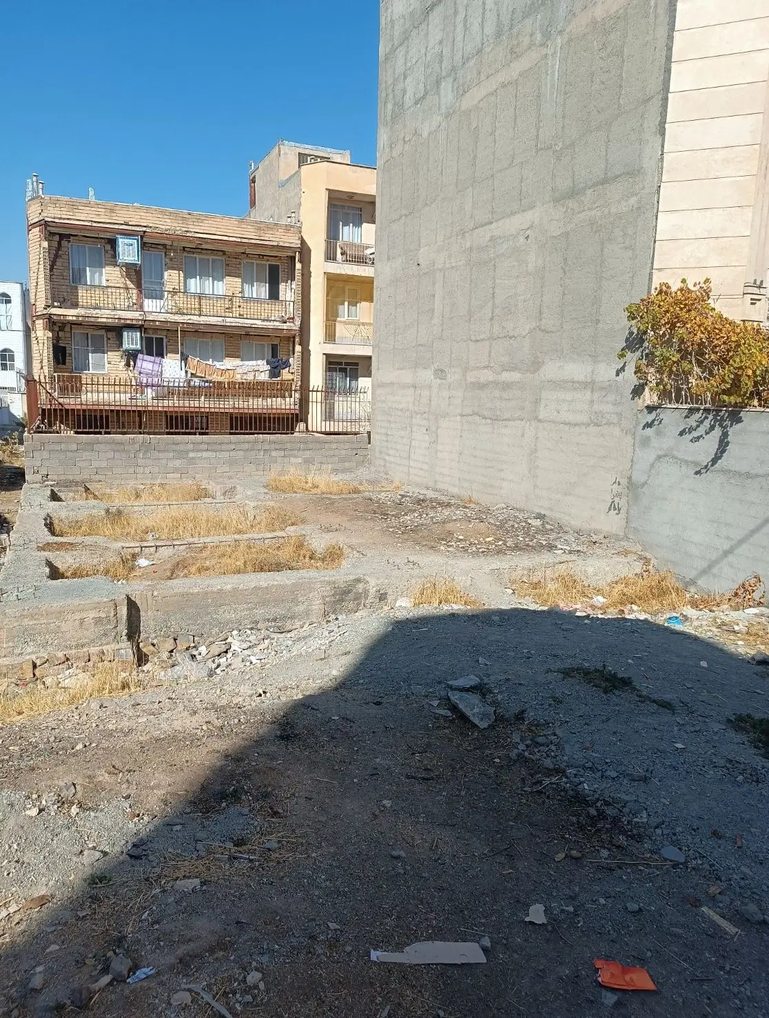 زمین مسکونی 200متری شهرک کارگران