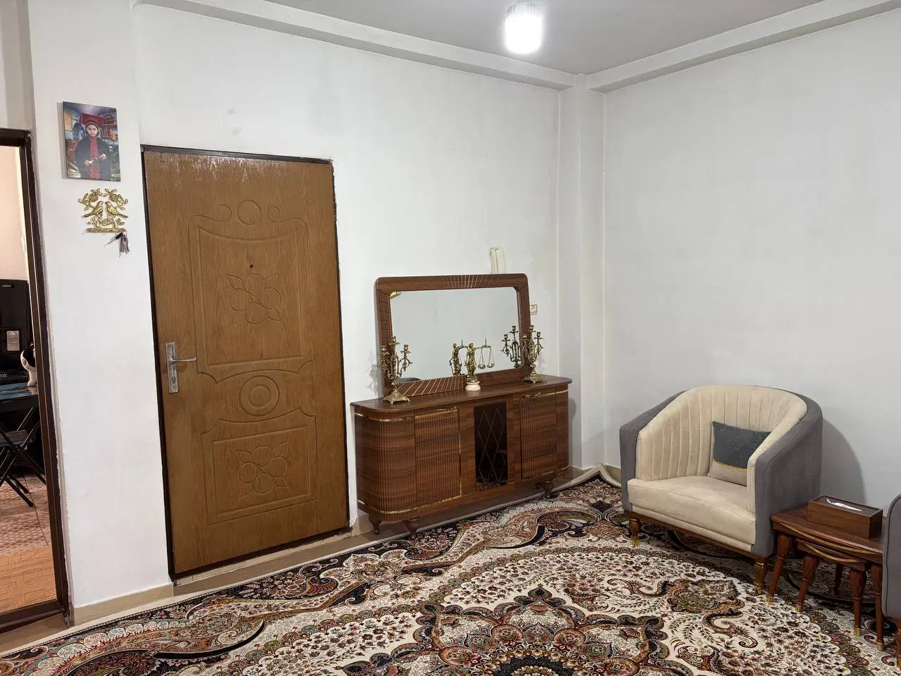 اجاره واحد ۹۰ متری