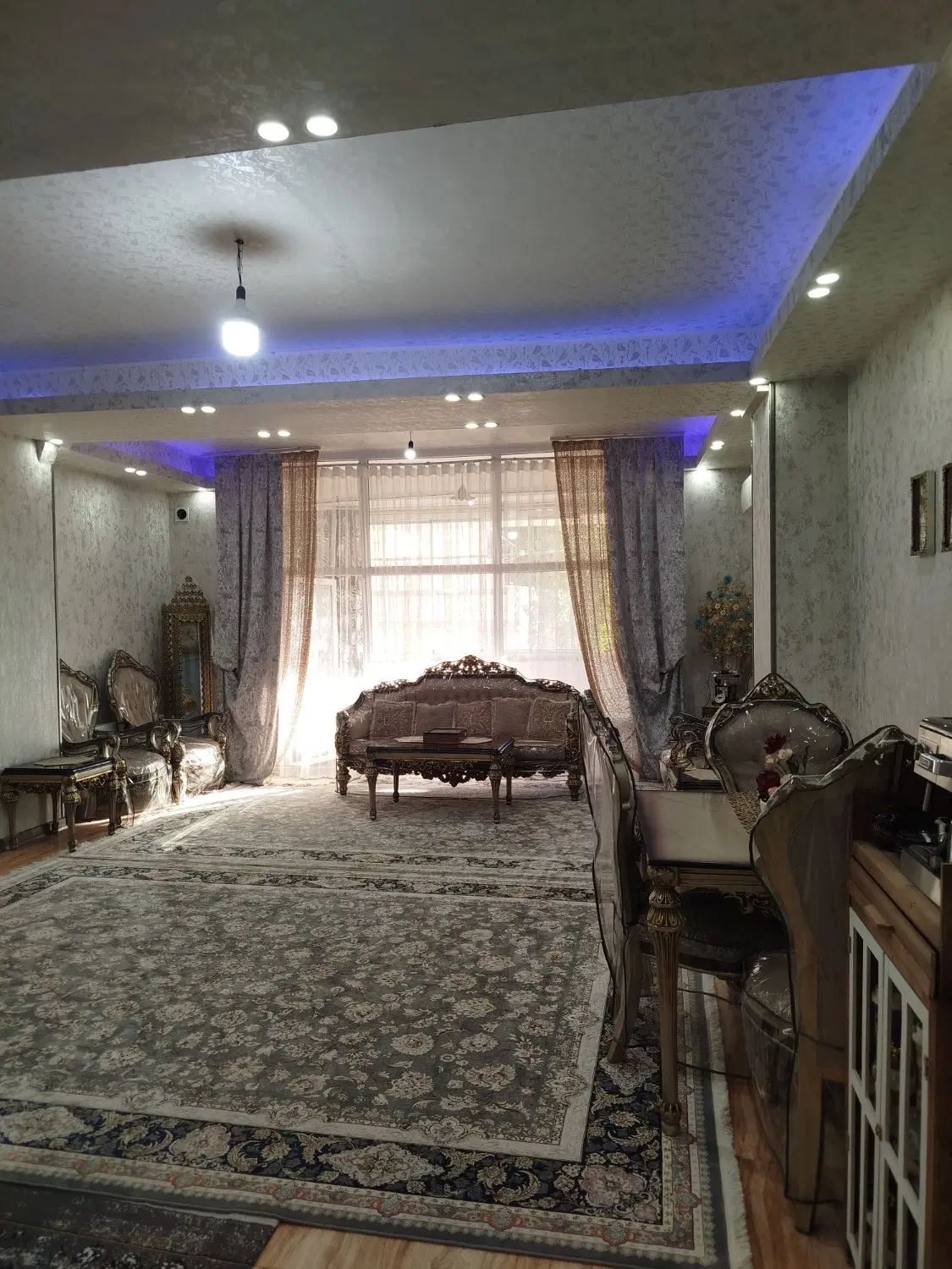 آپارتمان 155 متری کلاک نو خیابان اصلی میدان اسکندی