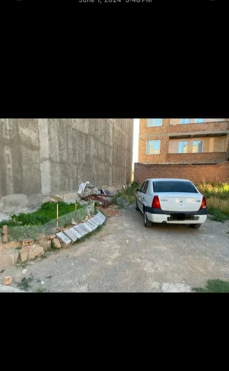 یک قطعه زمین در کوه بهداری ۱۸۰متر