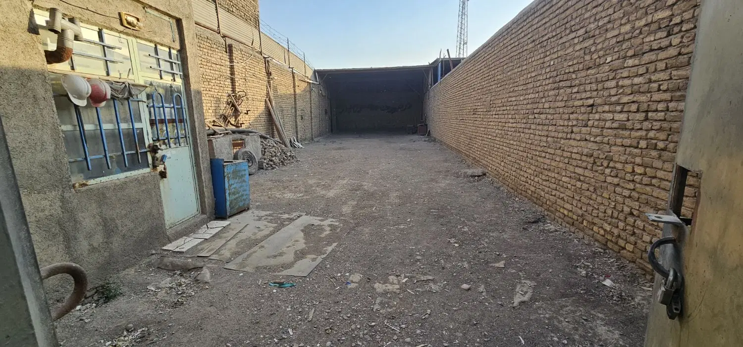 ۳۵۰ متر انبار گارجی بزرگ
