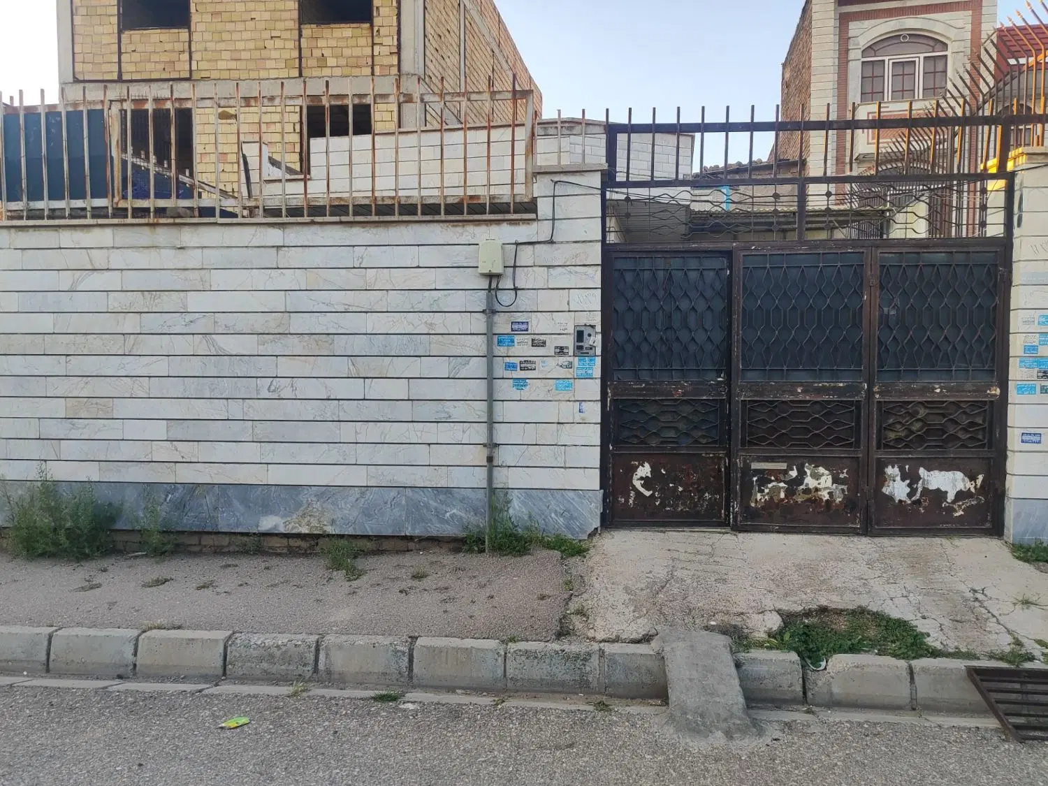 خانه ویلایی شهرک اندیشه نجف آباد
