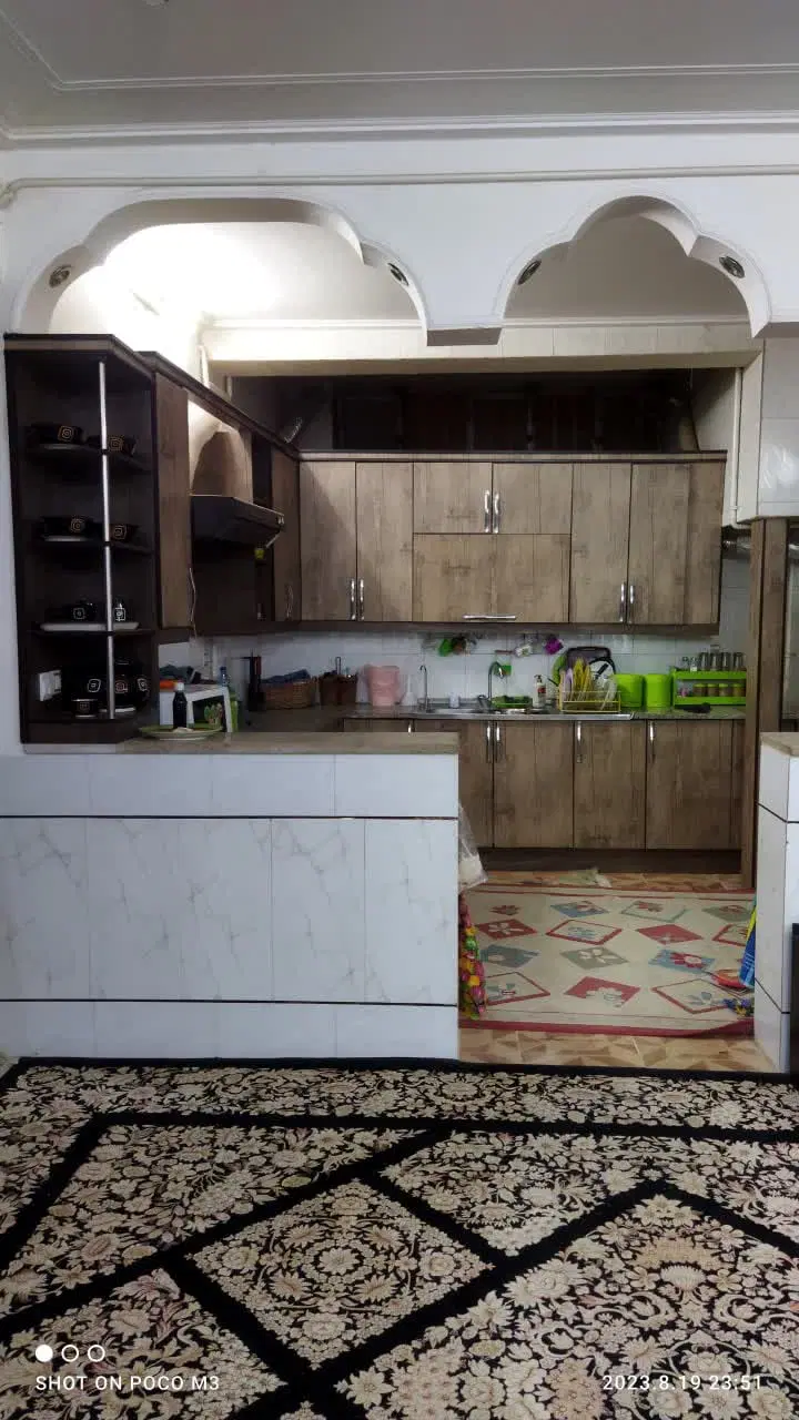 منزل زیرزمینی فروشی