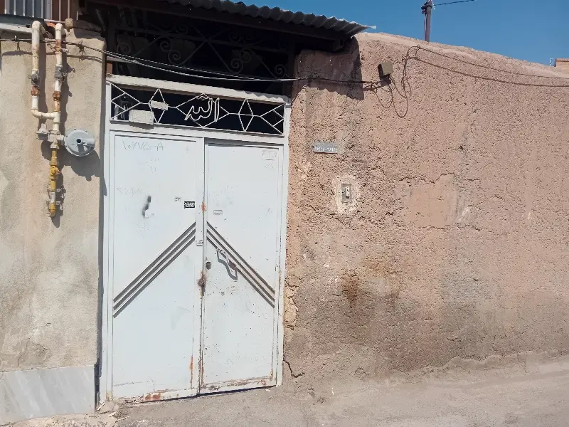 خانه مسکونی خ چمران 17.فروش نقدی