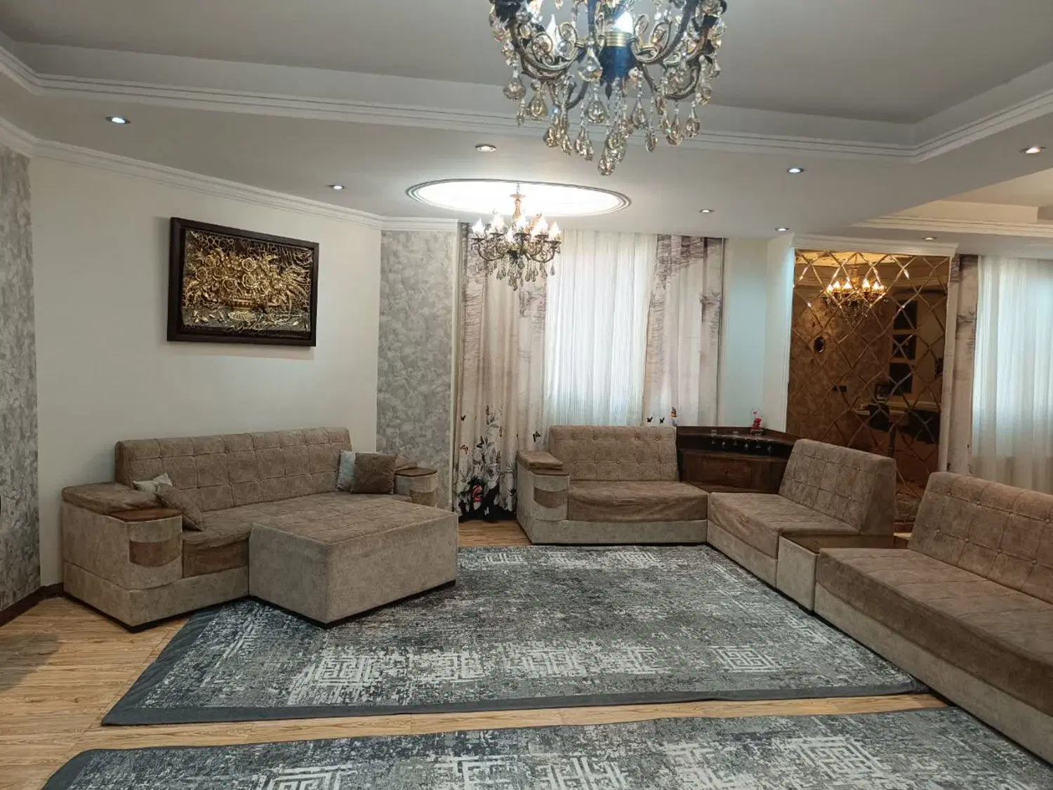 ۱۲۶ متر تک واحدی