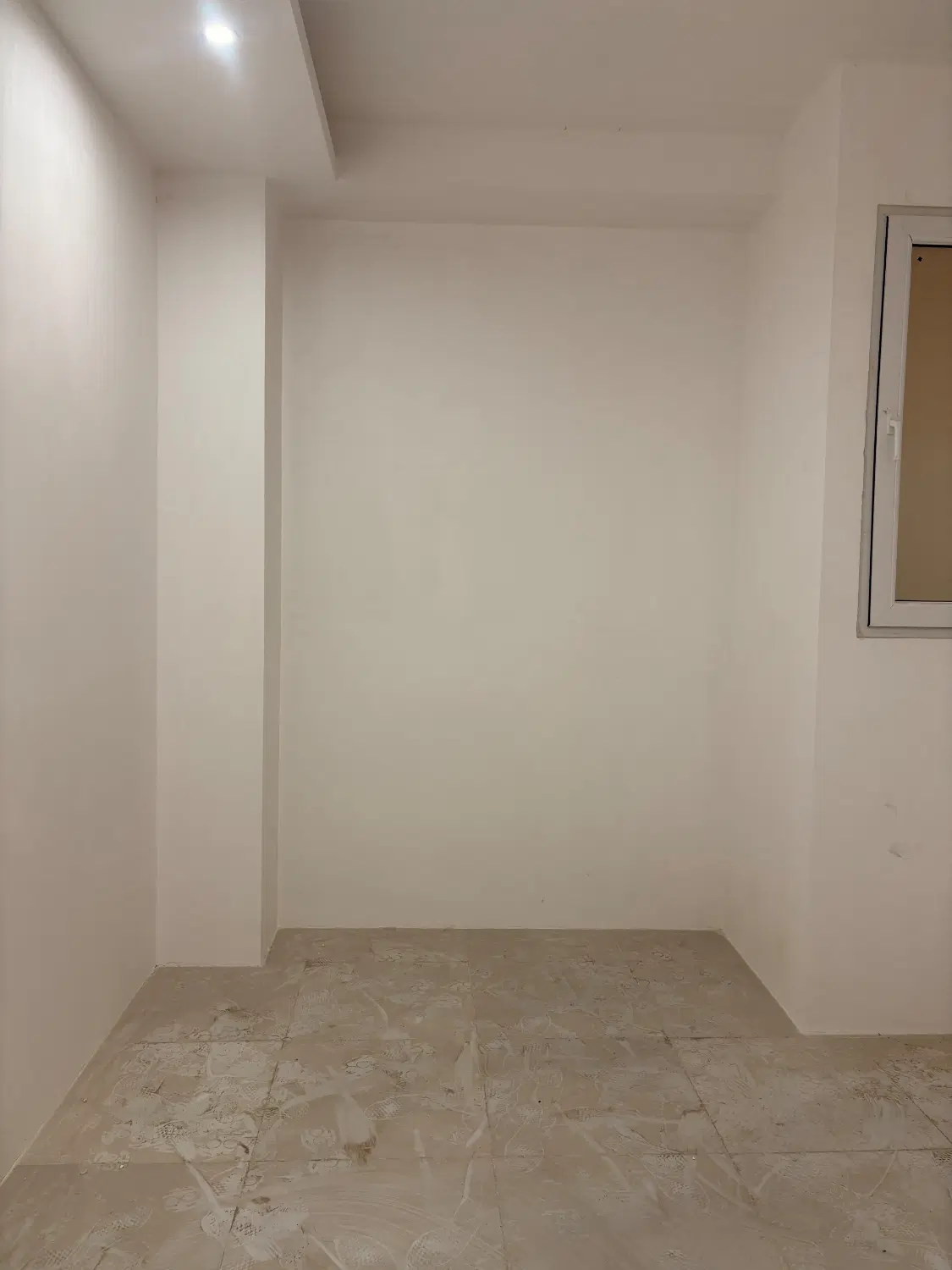 آپارتمان ۱۵۰ متری تک واحدی ۳ خواب
