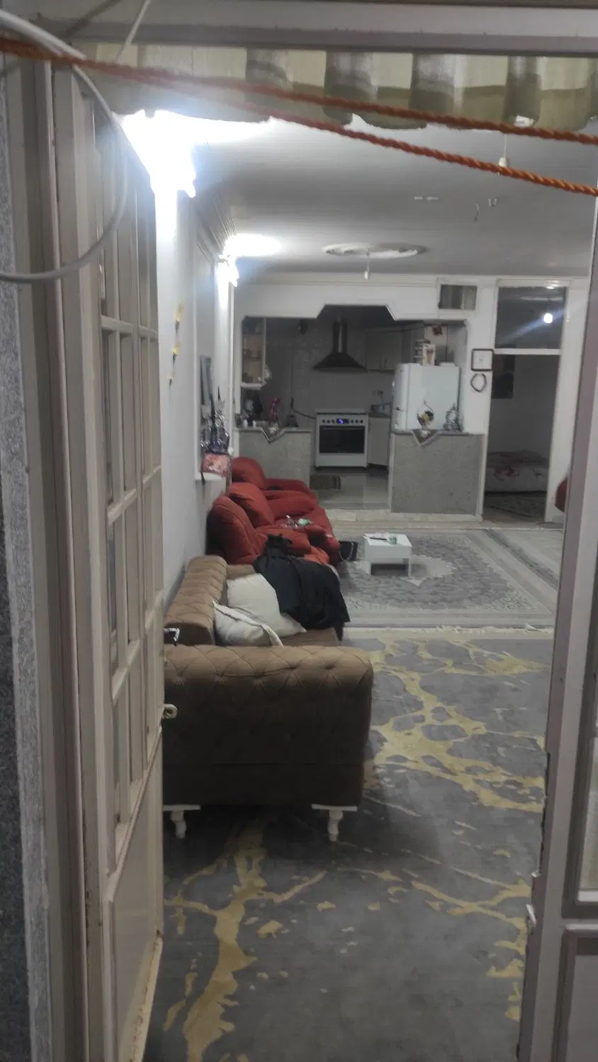 خانه شمالی زیر زمین گلخانه ای