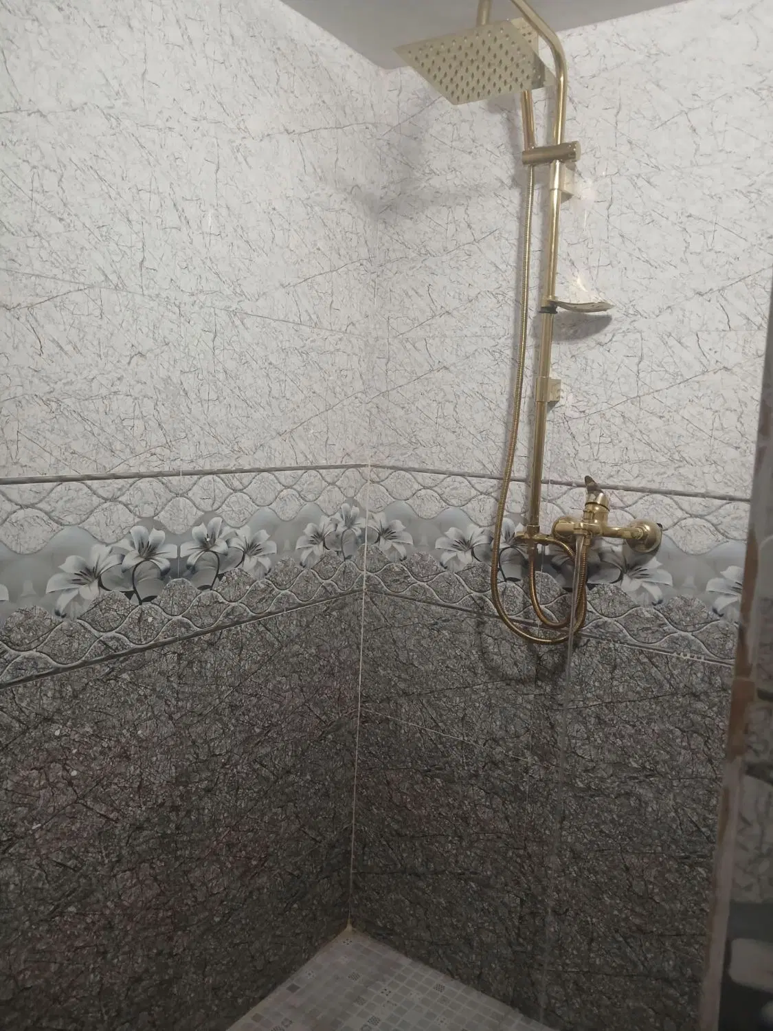 ۱۰۵متر دوخوابه ماشین رو
