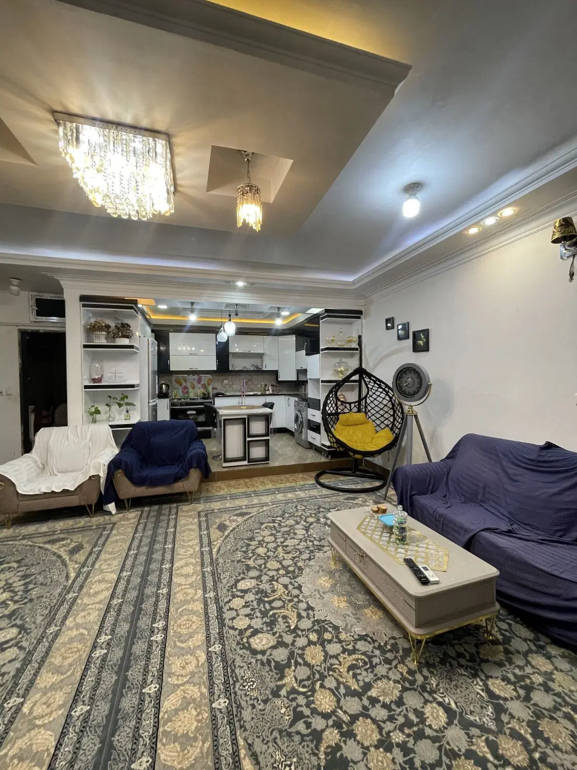 واحد مسکونی.  طبقه دوم