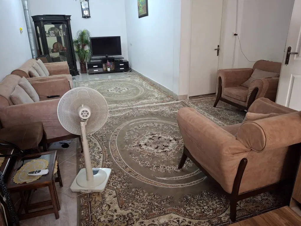 فروش ویلایی ۳ طبقه مستقل و پارکینگ حیاطی