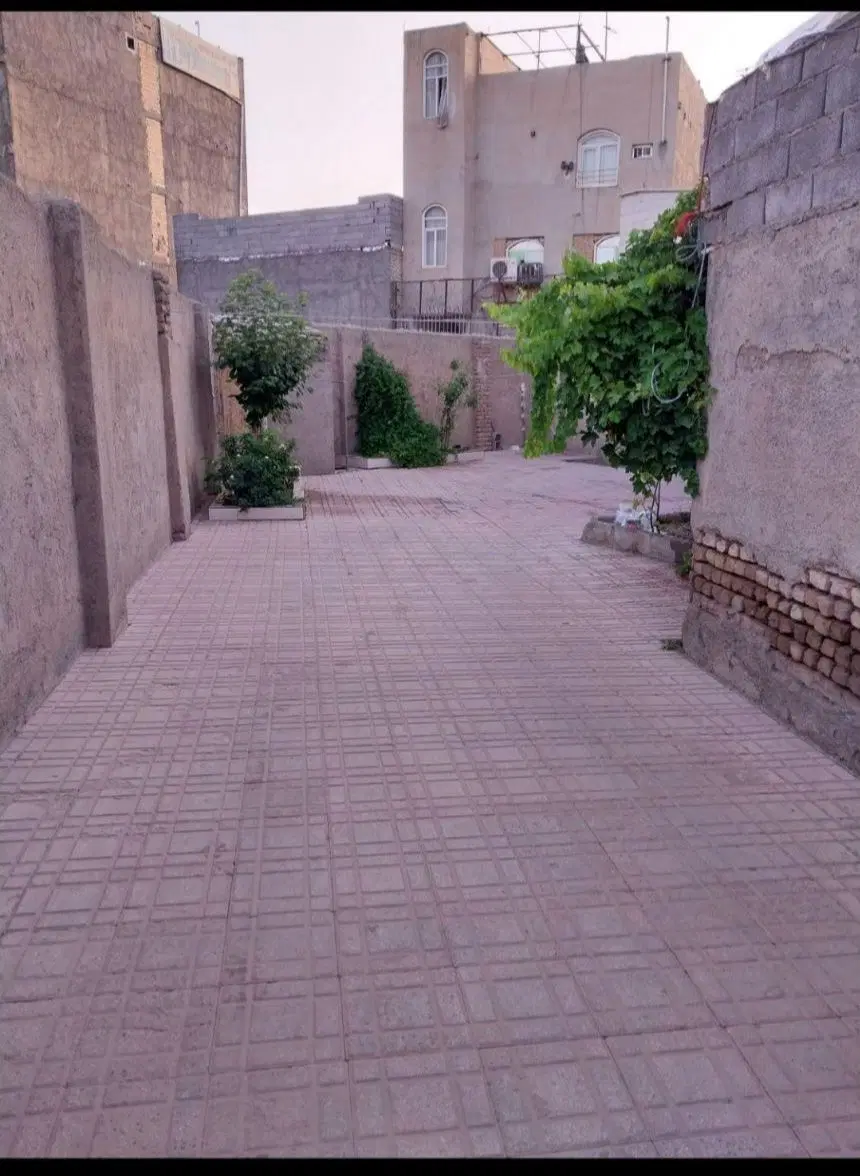 خونه ویلایی۳۰۶ مترفرارت شهریار
