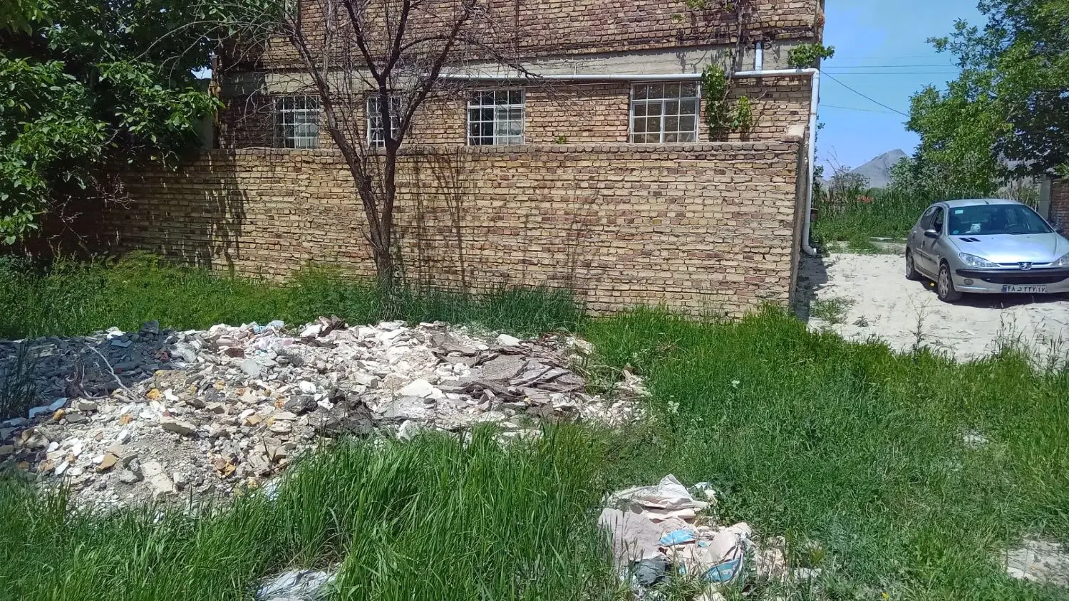 زمین درمشک اباد