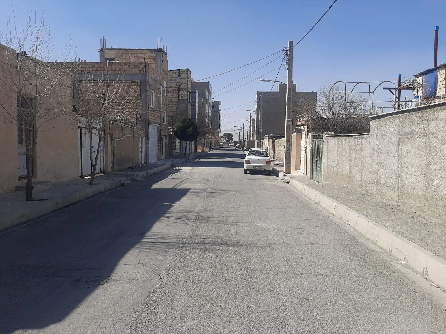 زمین ماهدشت سند تک برگ قلفتی