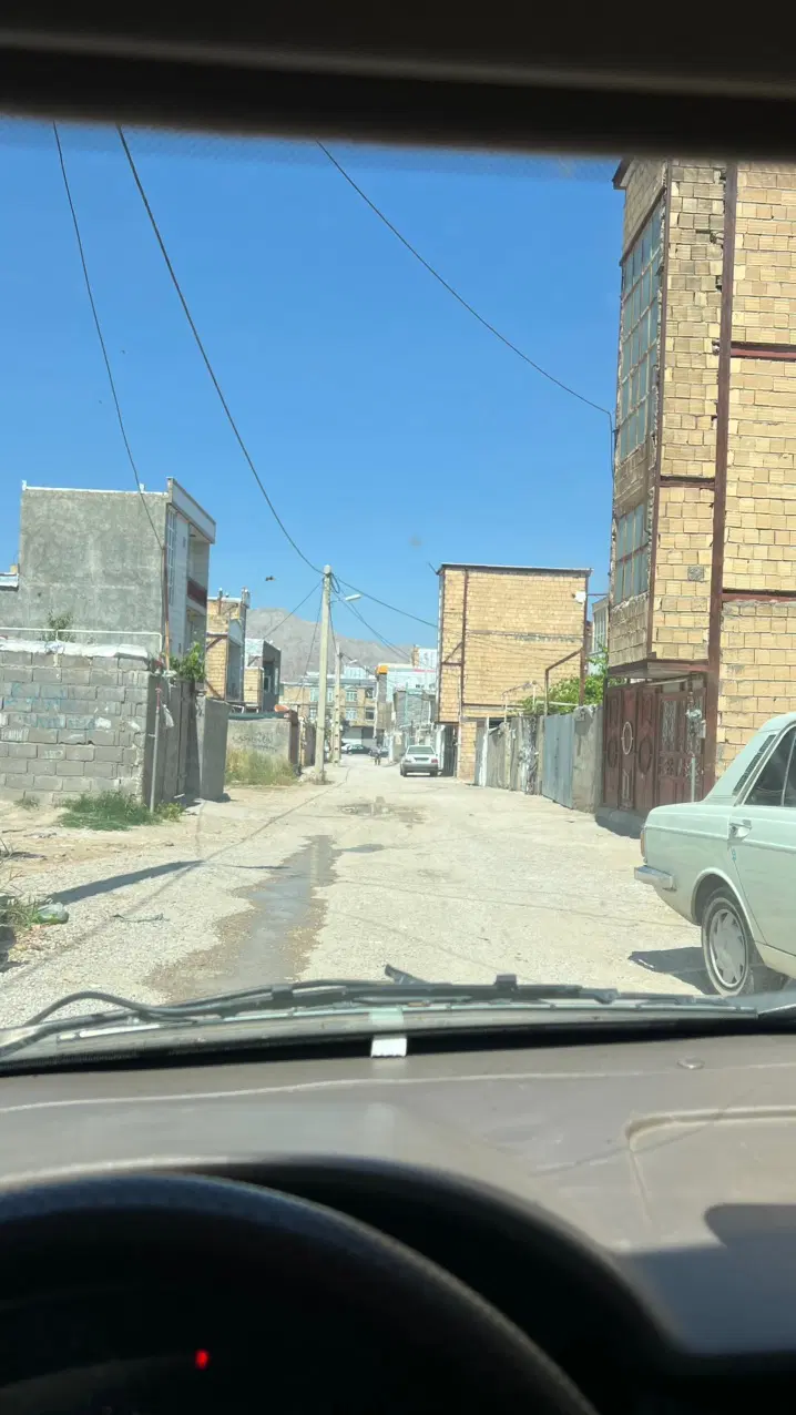 زمین مسکونی گل سفید