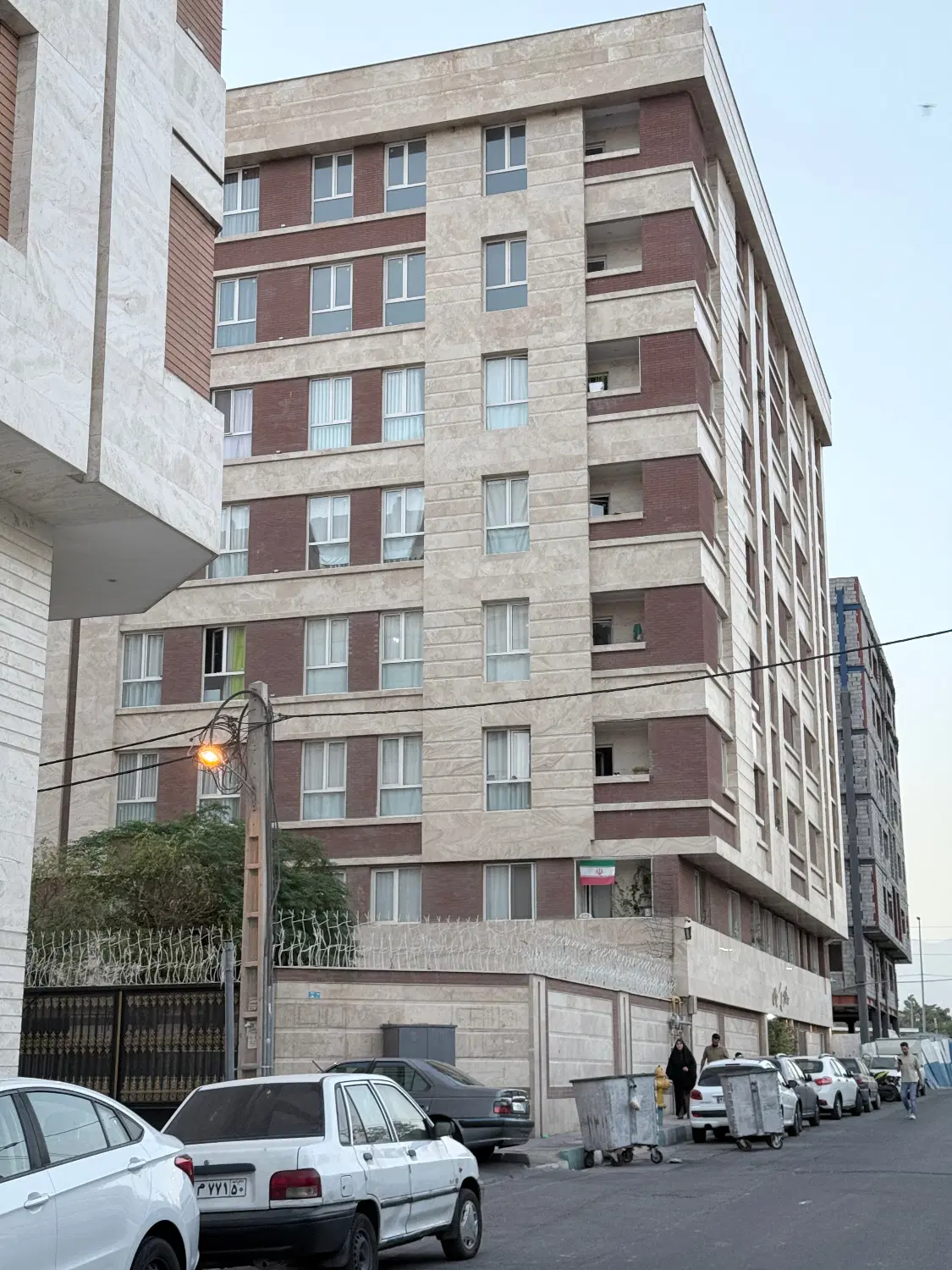 فروش آپارتمان ۸۰ متری دوخوابه فول امکانات سند دار