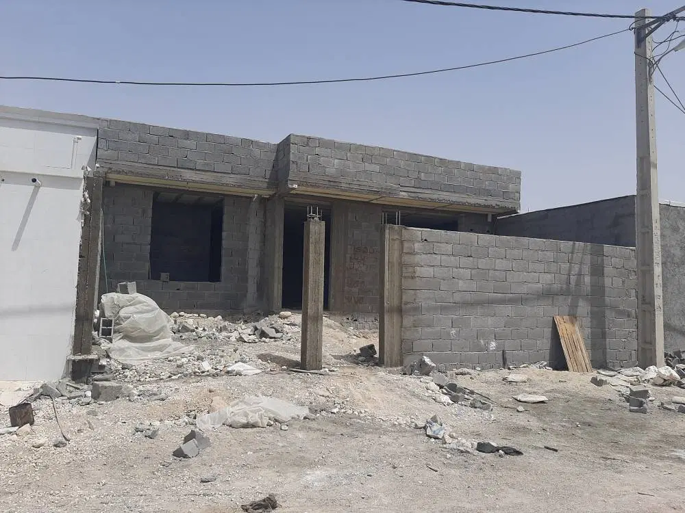خانه نیمه کاره دیر،بردستان خیابان بردو