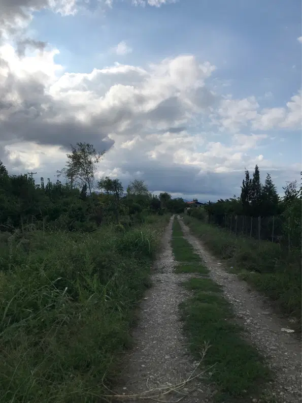 ۳۴۰متری با لزربن حافظ ۱۶جنب گل خونه تقوایی