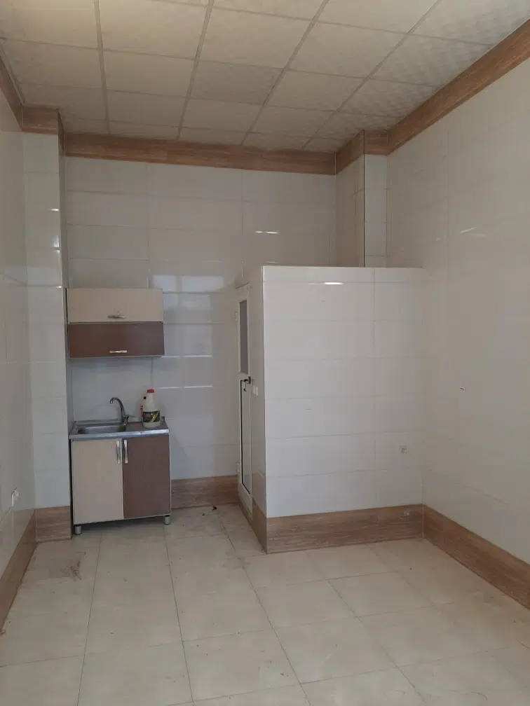 مغازه لوکس و خوش‌موقعیت  سنددار  تجاری عالی