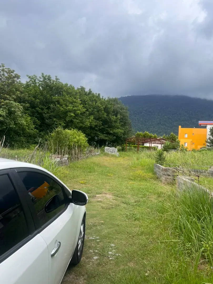 زمین ویلایی بهترین نقطه نمک آبرود با جواز ساخت