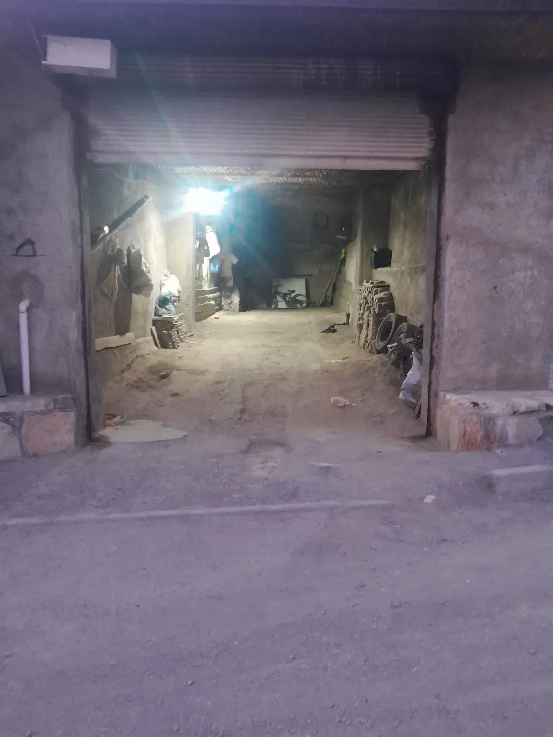 گاراژ واقع در سوره زه