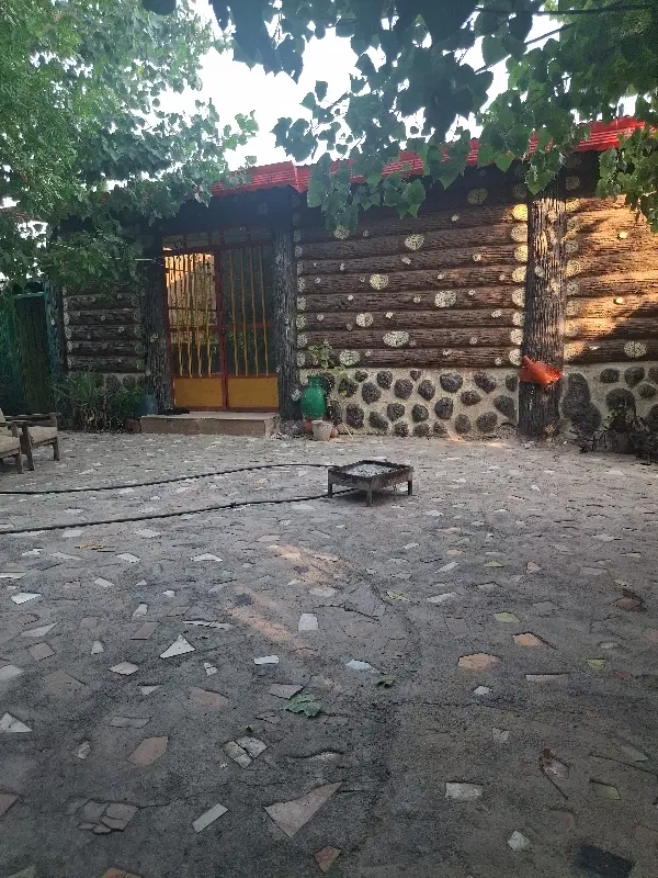 فروش خونه باغچه ۶۰۰ متری