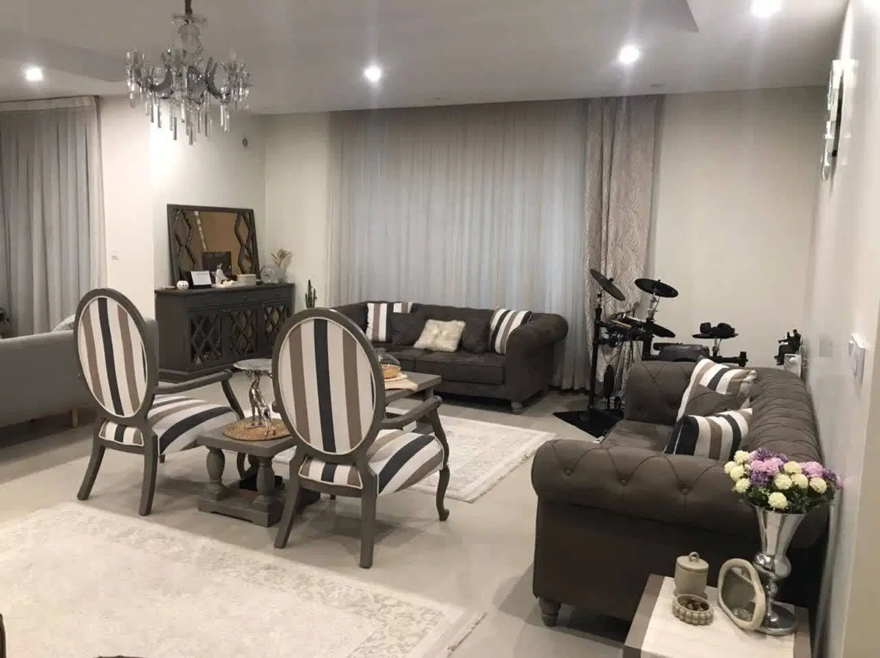 آپارتمان ۱۳۲ متری شهرک خرازی