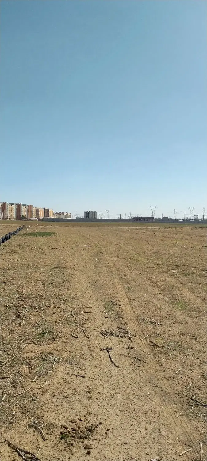 زمین روبروی بلوارولیعصرمهرگان