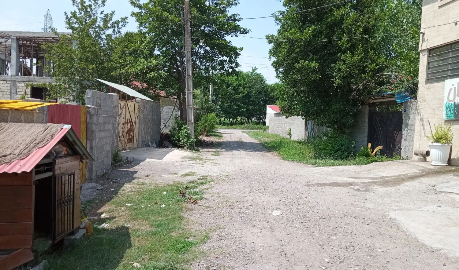 160متر زمین