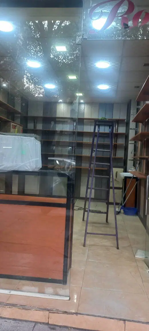 اجاره مغازه بر خیابان ولیعصر