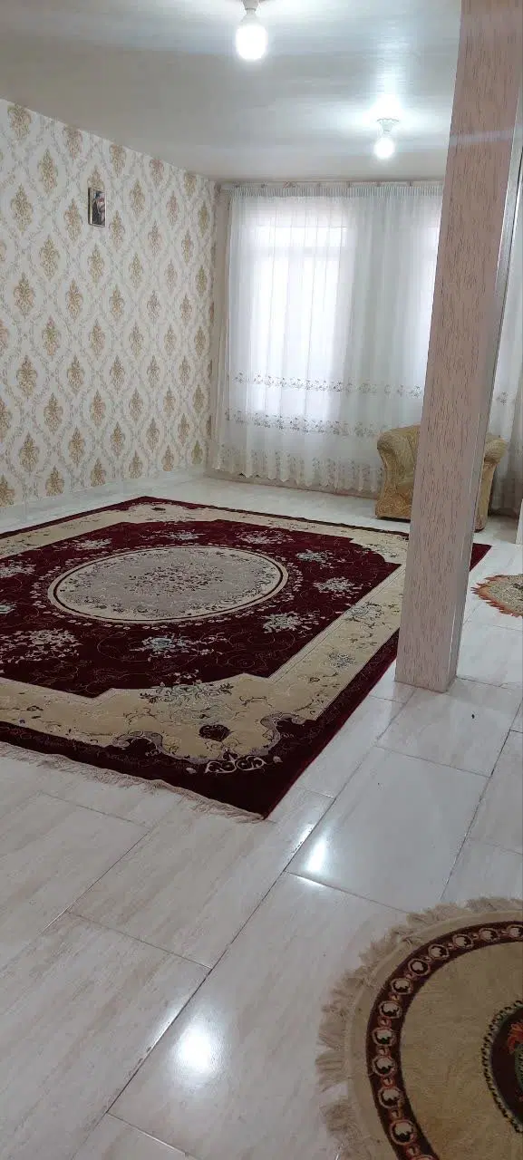واحد۱۰۰متری طبقه اول
