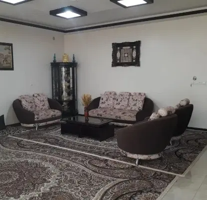 همخانه موقت میشم