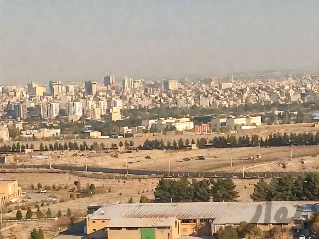 اپارتمان روبه شهر ابادگران