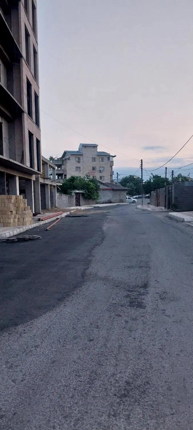 خانه ویلایی بهترین موقیعت ۱۹۳ متر سند دارد.