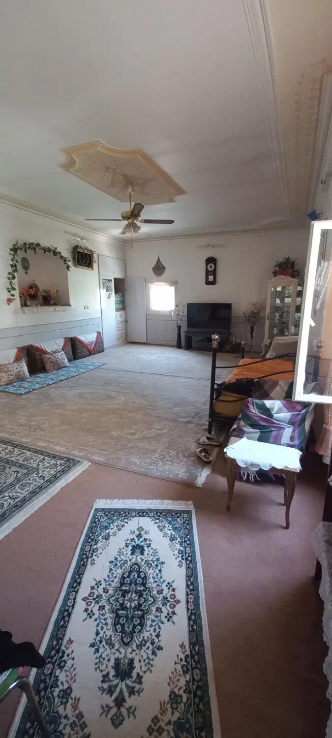 منزل فروشی قدیمی