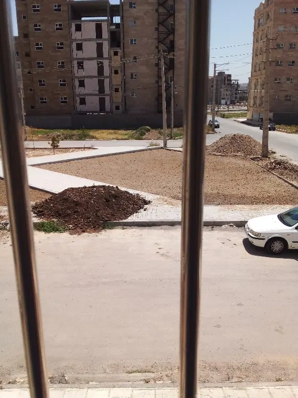 زمین ۲۰۷ متر نفت و‌گاز