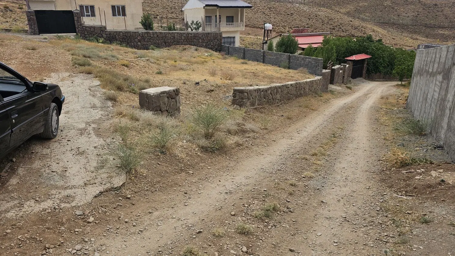 ۳۰۰ متر زمین در روستای دماوند