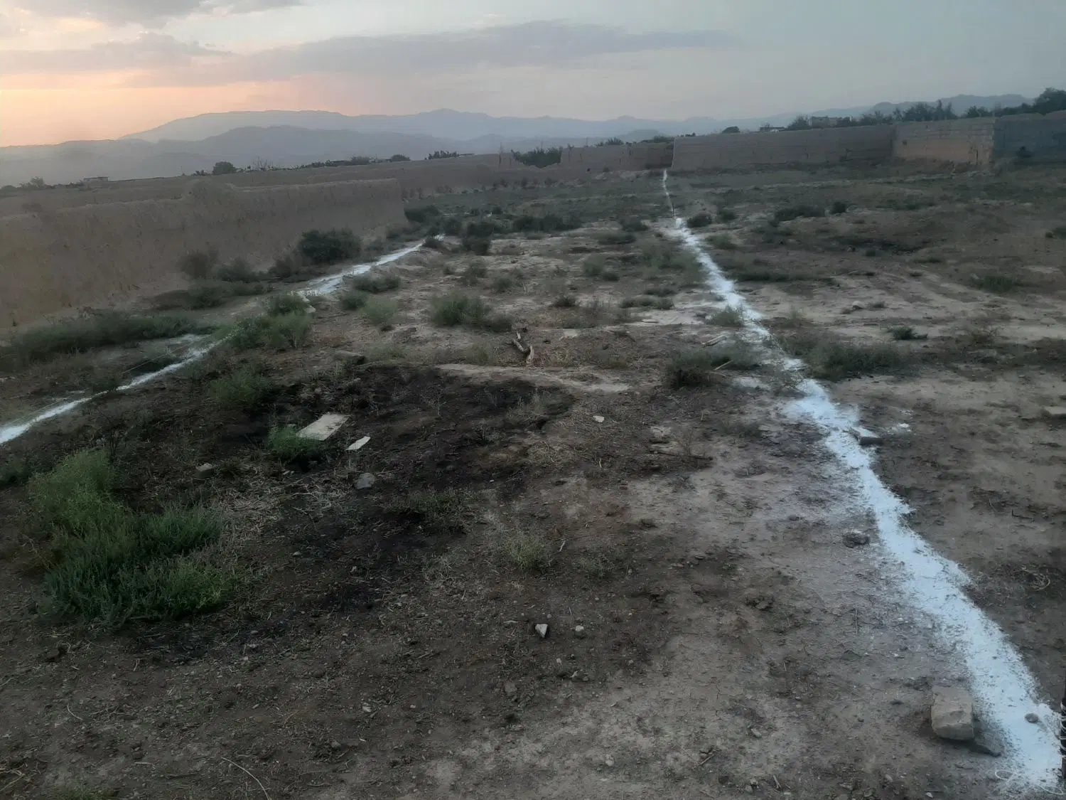 زمین فروشی ۹۰۰ متر
