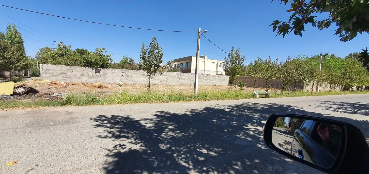 ۸۸۰ متر زمین داخل شهرک جهان ویلا