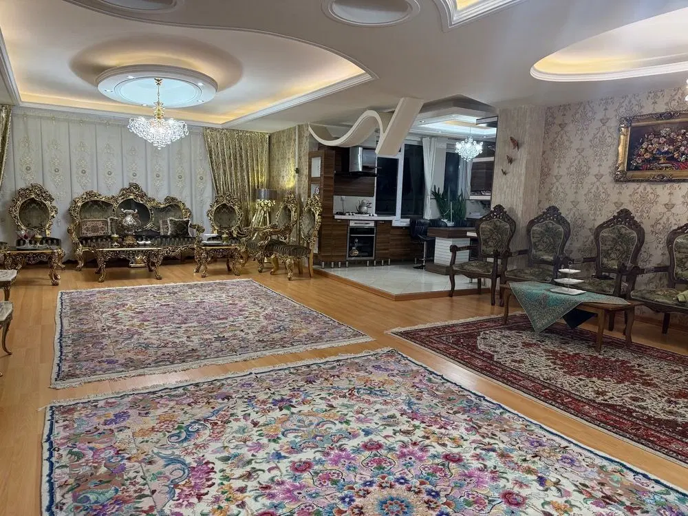 آپارتمان پرواز نزدیک فلکه