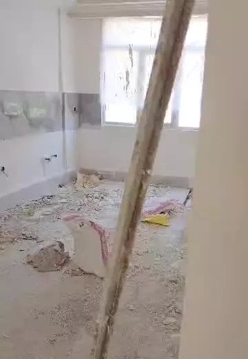 آپارتمان طبقه اول حاشیه بهمن۱۶متراژ۱۰۰متر