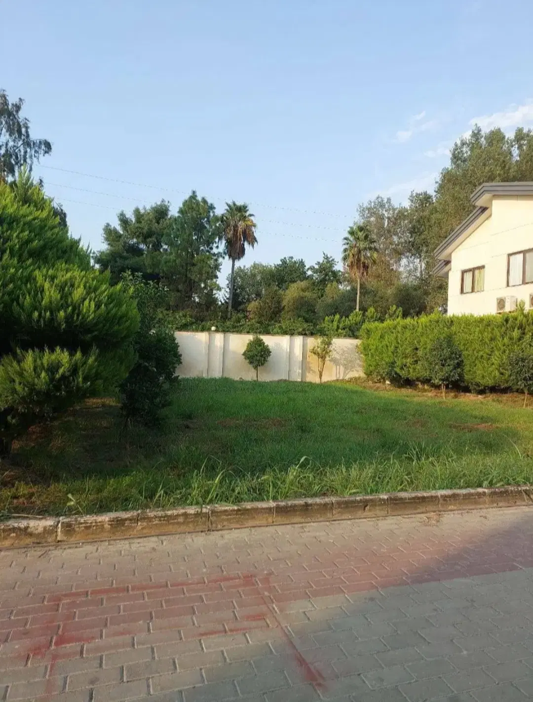 ۲۷۱مترالان بسازباسندومجوزات کامل