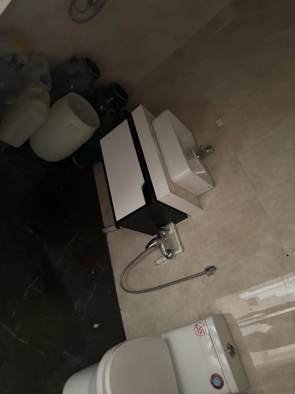 آپارتمان مهرشهر