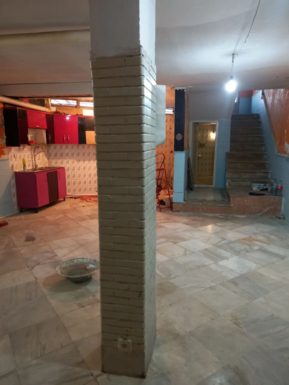 زیر زمین ۵۰ متری خانه کارگری اتباع